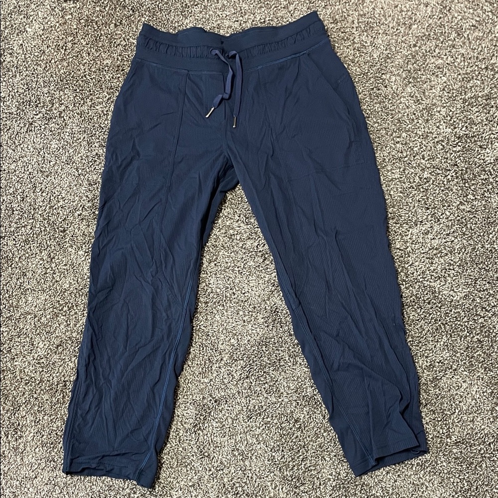 Lululemon Dance Studio Crop